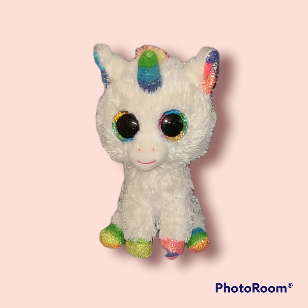 Unicorn Is stuffed Animal Toy Reinbow   Unicorn age  0  +